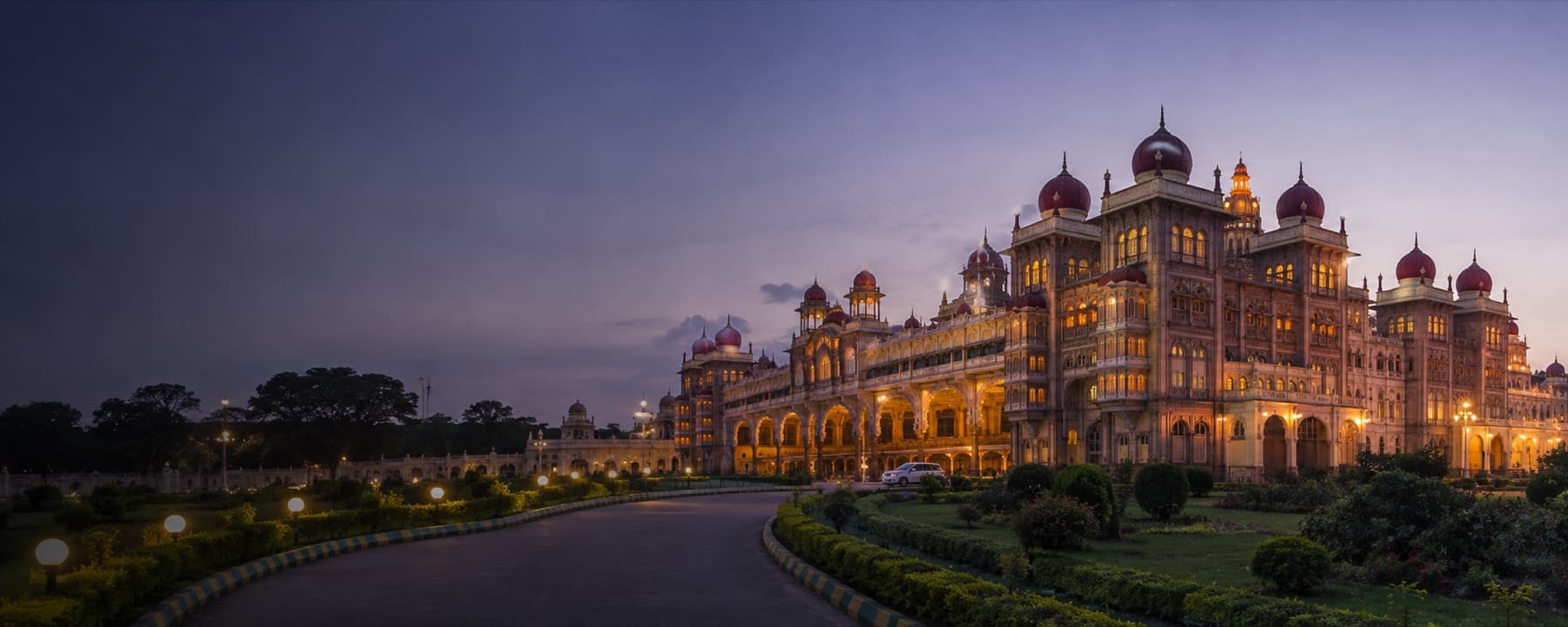 Illustrative evening view of Mysore Palace for a Mysuru sightseeing tour